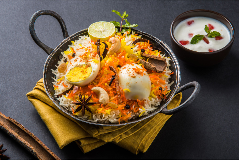 riso basmati con uova e salsa yogurt